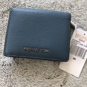 Michael Kors: Mercer carryall card case.